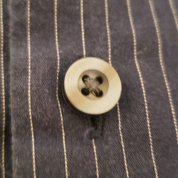 GAP Men’s M Navy Blue Striped 100% Cotton Button-Up Shirt – NWOT - Picture 4 of 4